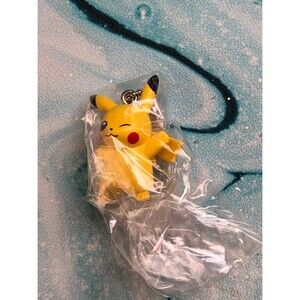 Pokemon Center 2021 Swing Keychain Gachapon - Pikachu